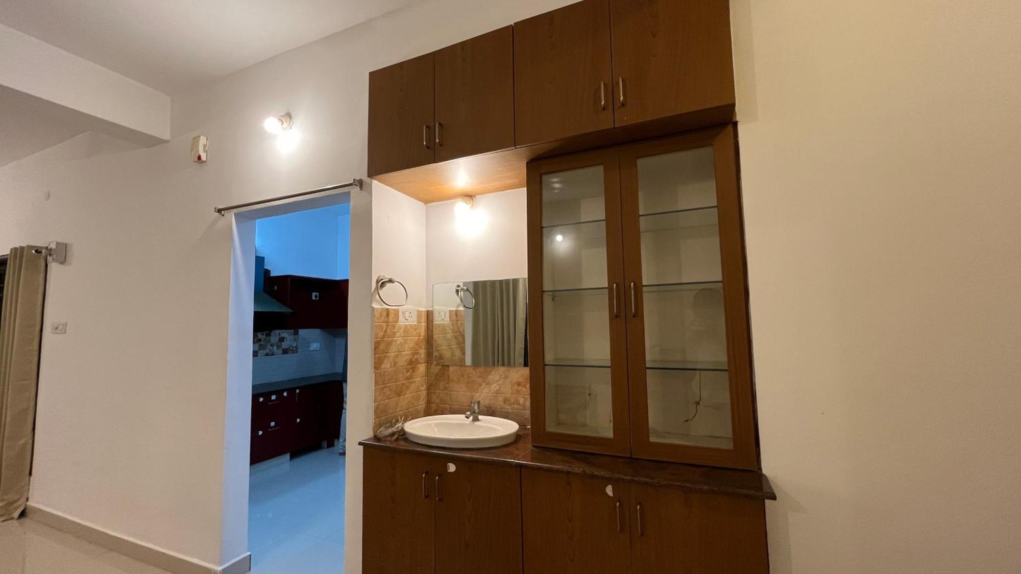 טירונלוולי Prince Home Stay מראה חיצוני תמונה