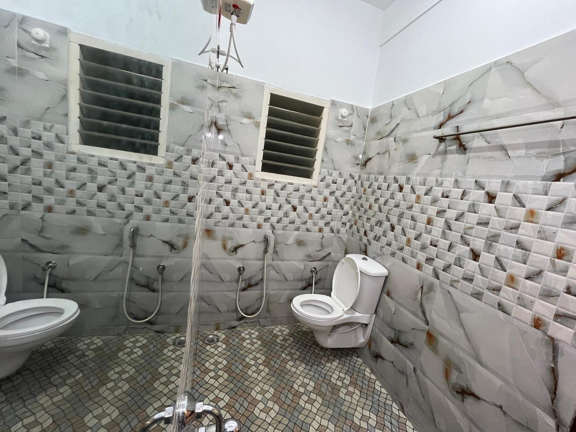 טירונלוולי Prince Home Stay מראה חיצוני תמונה